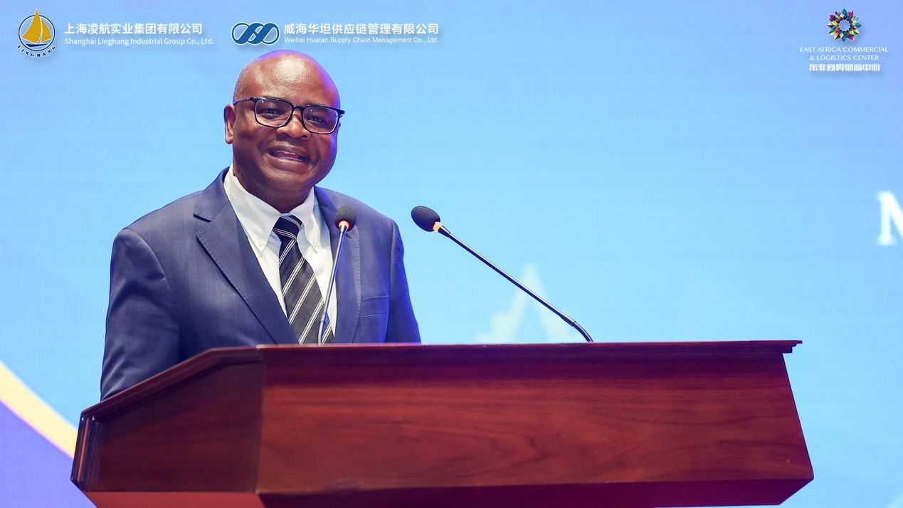 PROF. MKUMBO ASHIRIKI KONGAMANO LA UWEKEZAJI NA BIASHARA KATIKA MJI WA NANTONG, NCHINI CHINA LILILOK...